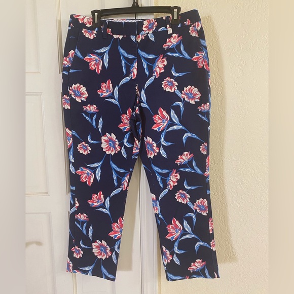 NEW LANDS END MID RISE STRAIGHT LEG CHINO CROP PANTS DEEP SEA FLORAL 12 - Picture 2 of 6